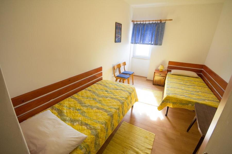 Apartment Bencic Karigador Bagian luar foto